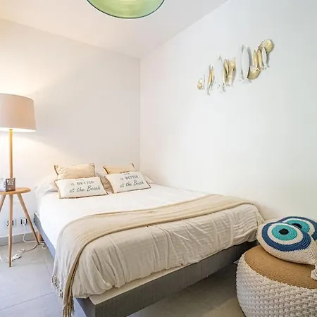 Апартаменти Exceptionnel !! Avec Jardin Privatif. *